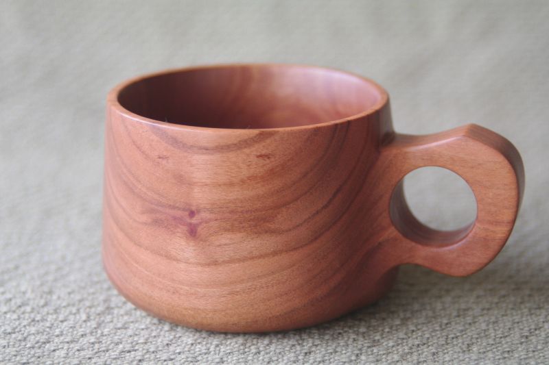 無垢の木のマグカップ(丸型)